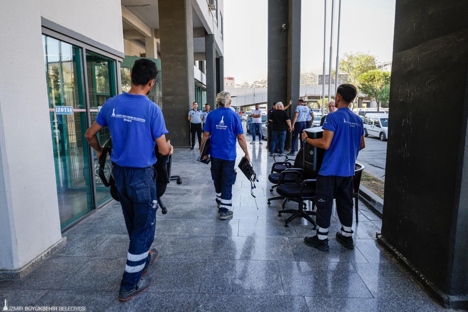 İzmir Otogarı’nda Kamu Alacakları Tahsil Ediliyor1