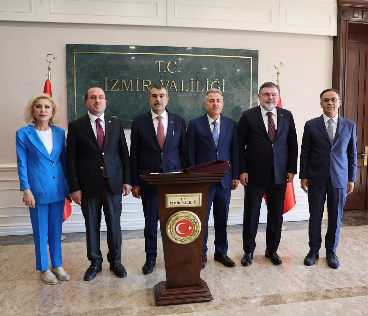 İzmir Ziyaret