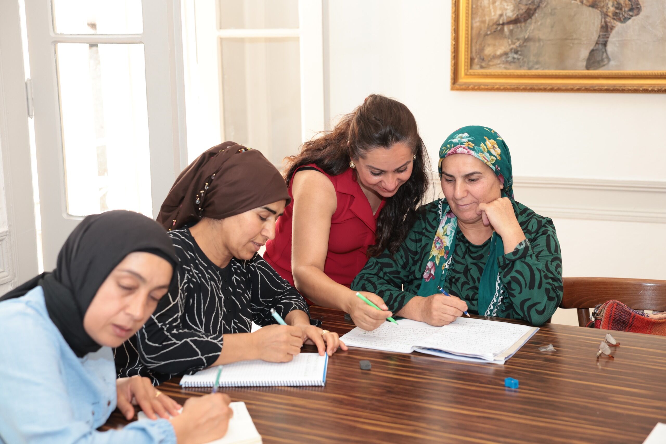 Konaklı Kadınların Okuma Azmi Örnek Oldu (1)
