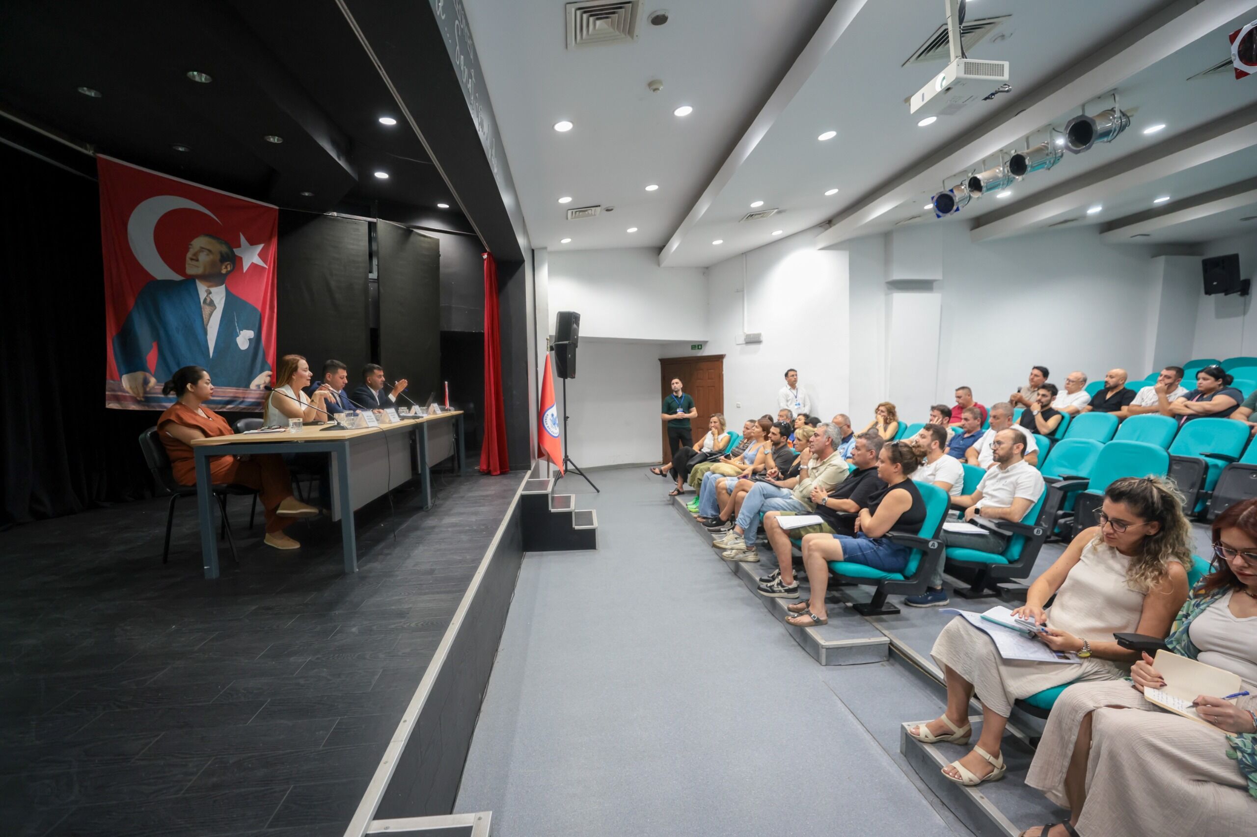 Konak’taki 1440 Ve 1441 Sokaklar Tasarımlarıyla Bölgeye Örnek Olacak (4)
