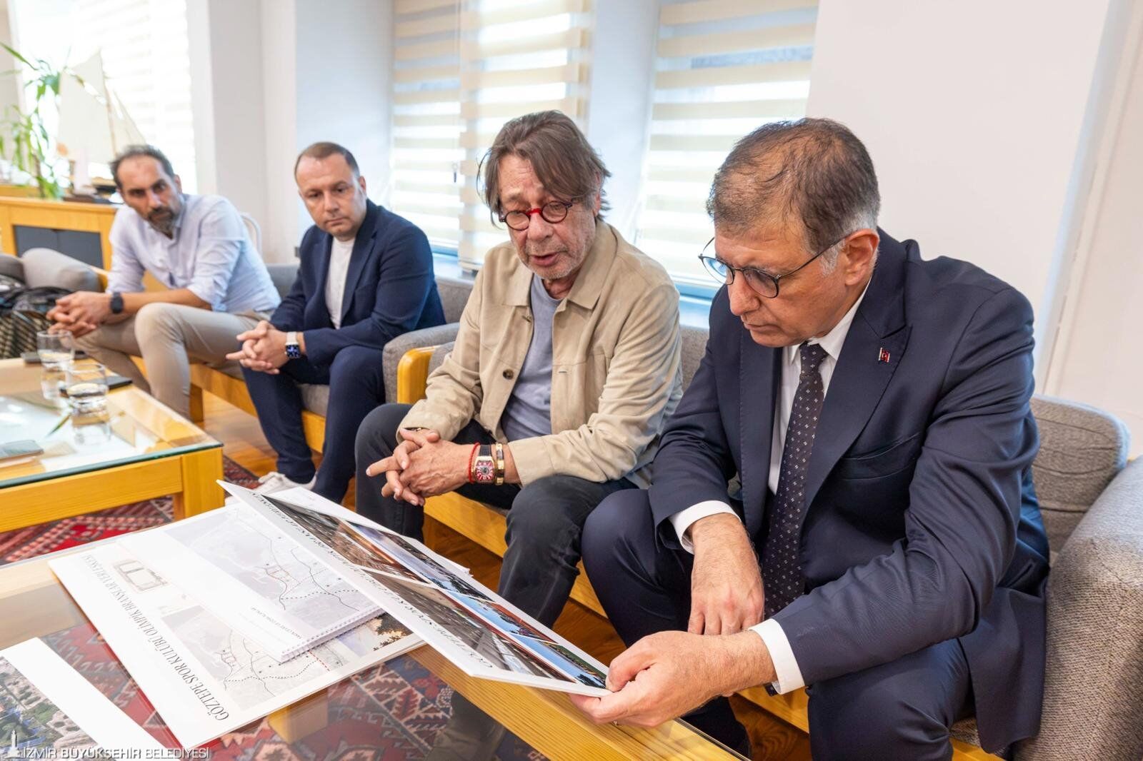 Tugay'dan Göztepe'nin İnciraltı Projesine Destek Mesajı-1