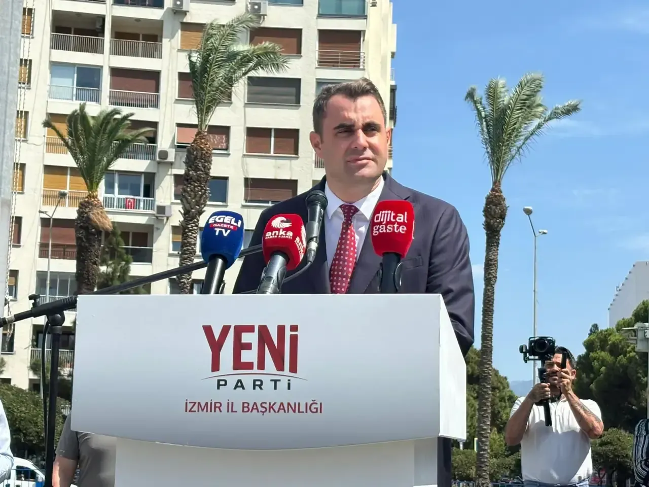 Yeni Parti Izmir Ilk Alternatif Torenini Yapti Yeni Parti Milletin Istedigiyle Olustu 3