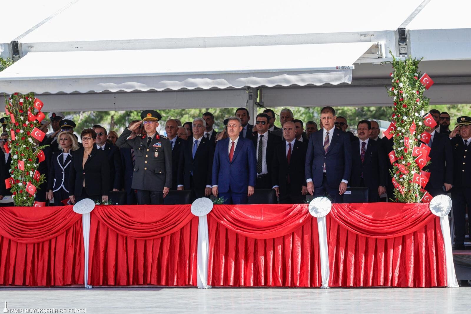 104 Yıl Sonra Aynı Gurur1