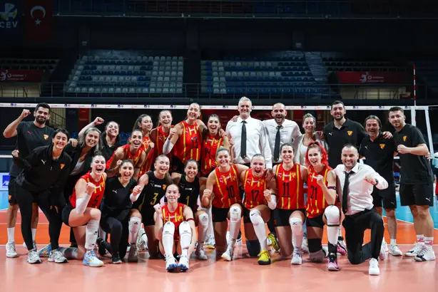 Kadınlar Kupa Voley'de Ege'nin çeyrek final bileti Aras Kargo'nun