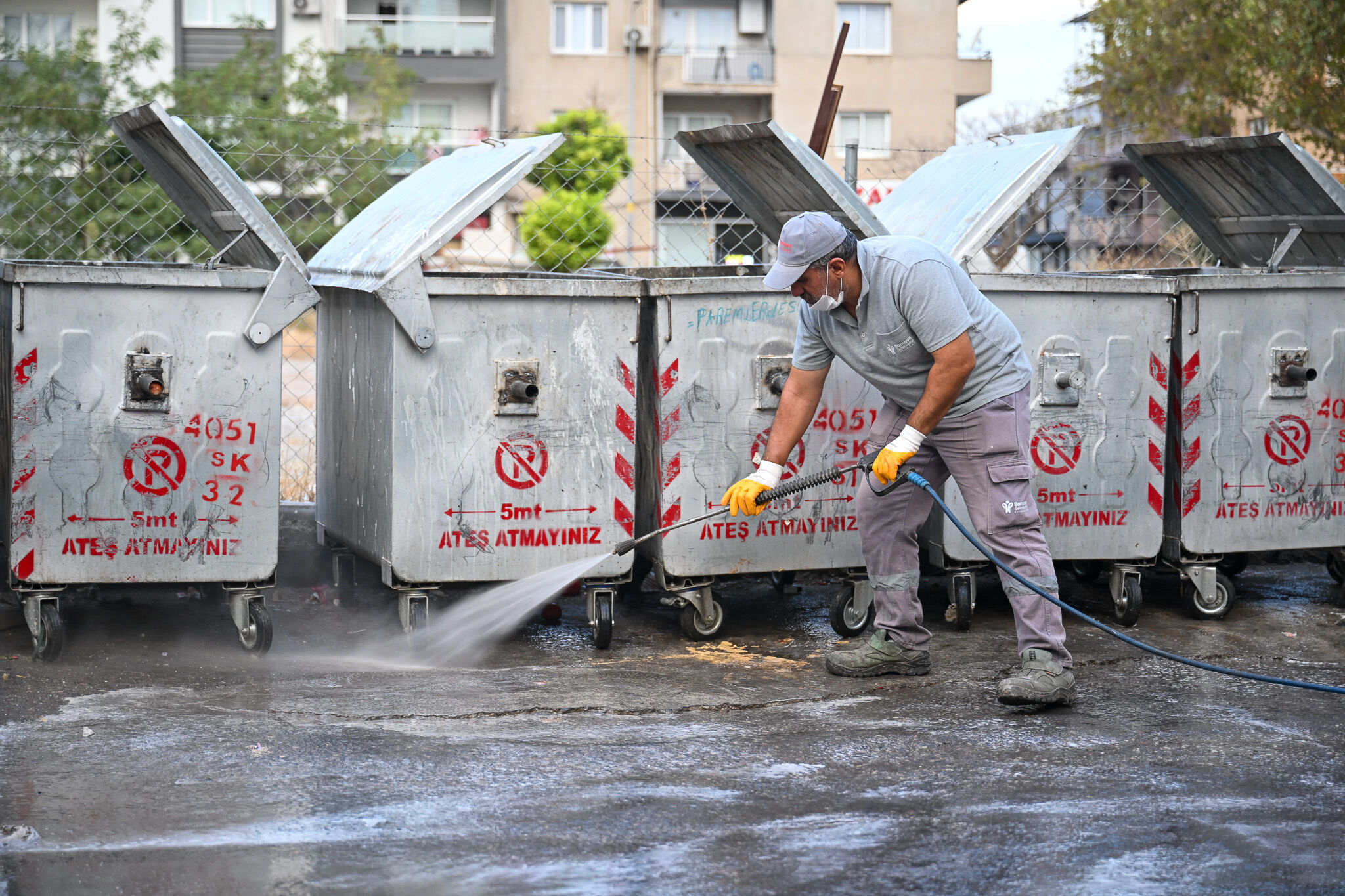 Bornova'da Dünya Temizlik Günü Seferberliği