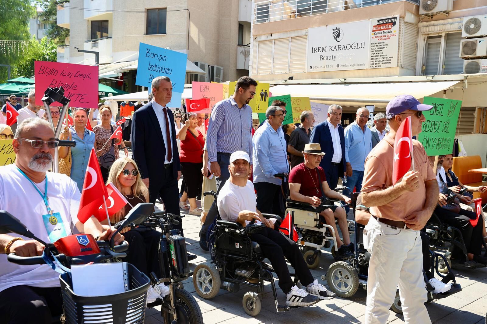 Buca Belediyesi Kortej1