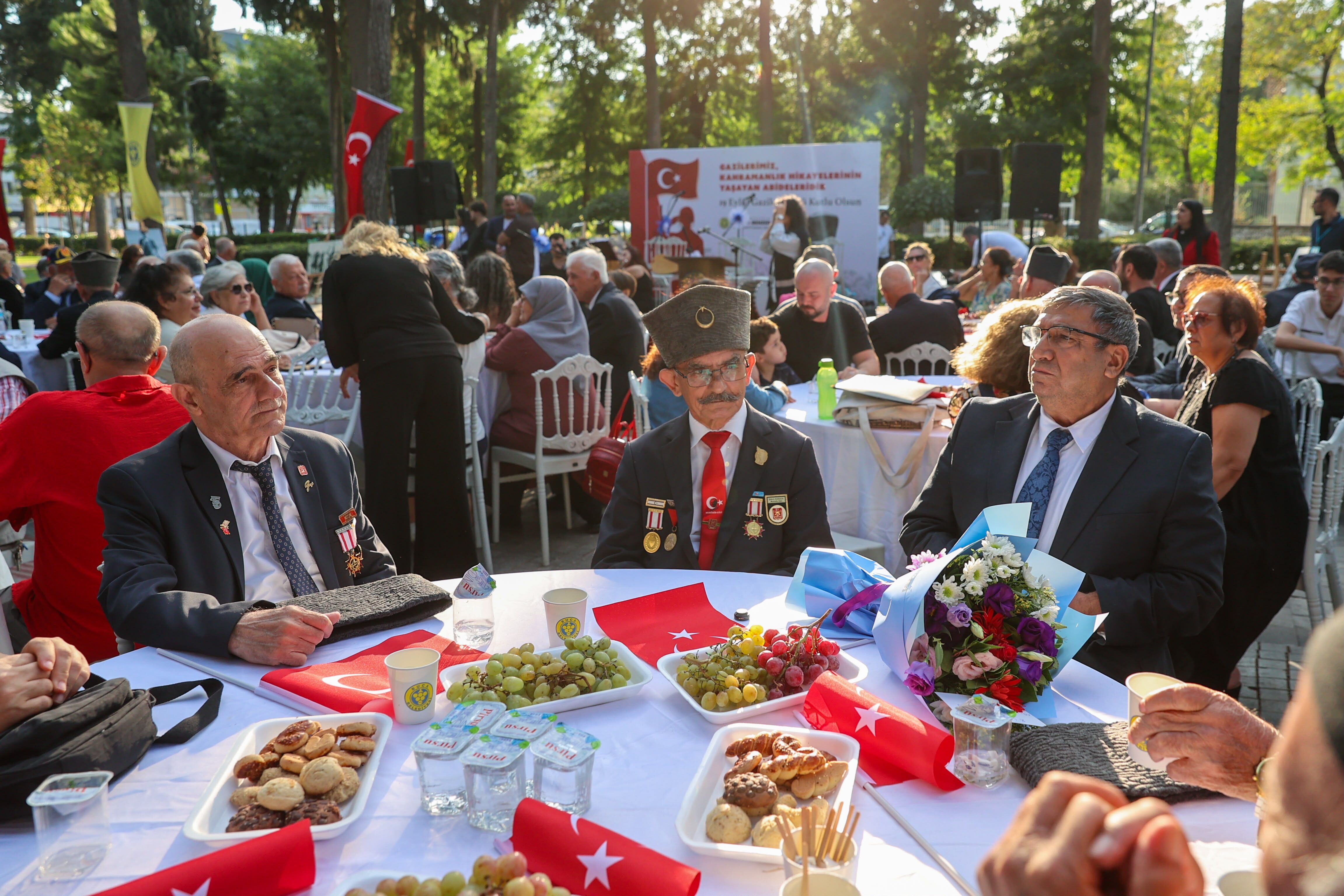 Buca’da gazilere sonsuz vefa: Kahramanlar unutulmadı