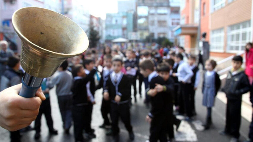 MEB'den ders süreleri için yeni karar: Ders saatleri 30 dakikaya düşebilir