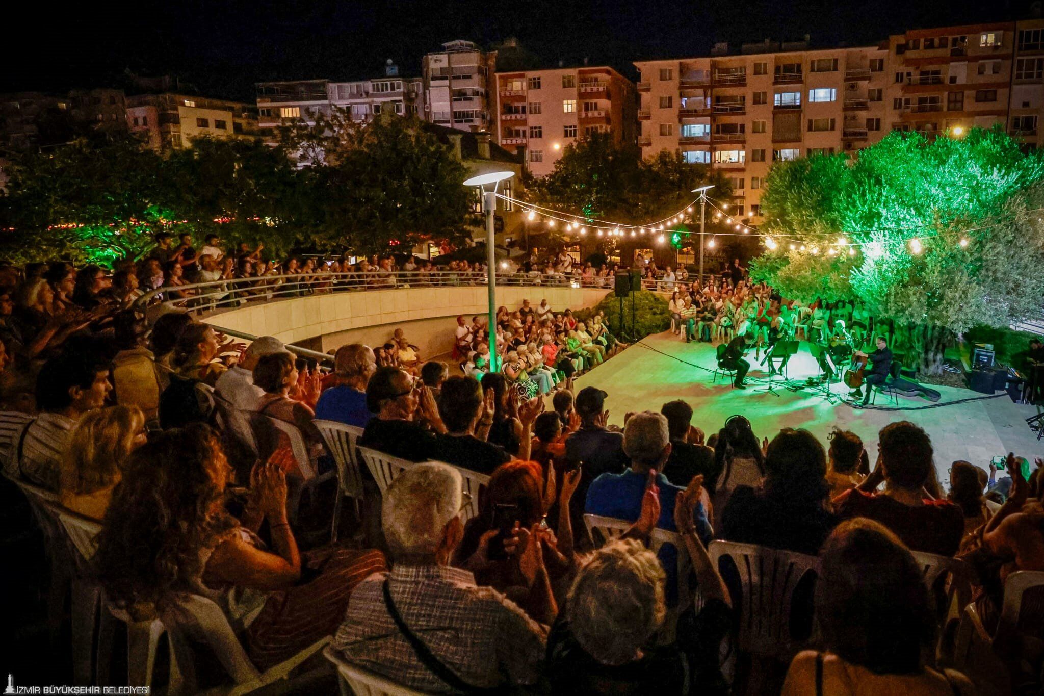 Dünyaca Ünlü Macar Gruptan Unutulmaz Gece1