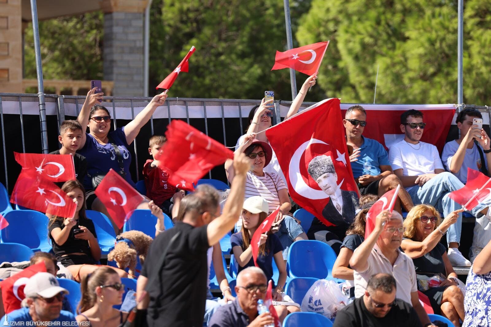 Foça'da Yarı Finalistler Belli Oldu1