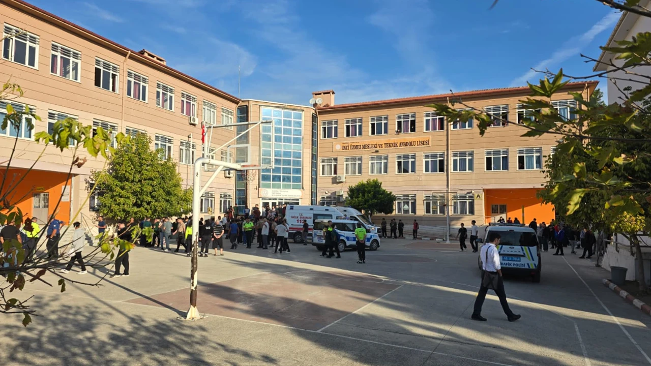 Turgutlu’daki okul saldırısı sonrası Meclis komisyonu açıkladı: 3 öğrenci hayati tehlikeyi atlattı