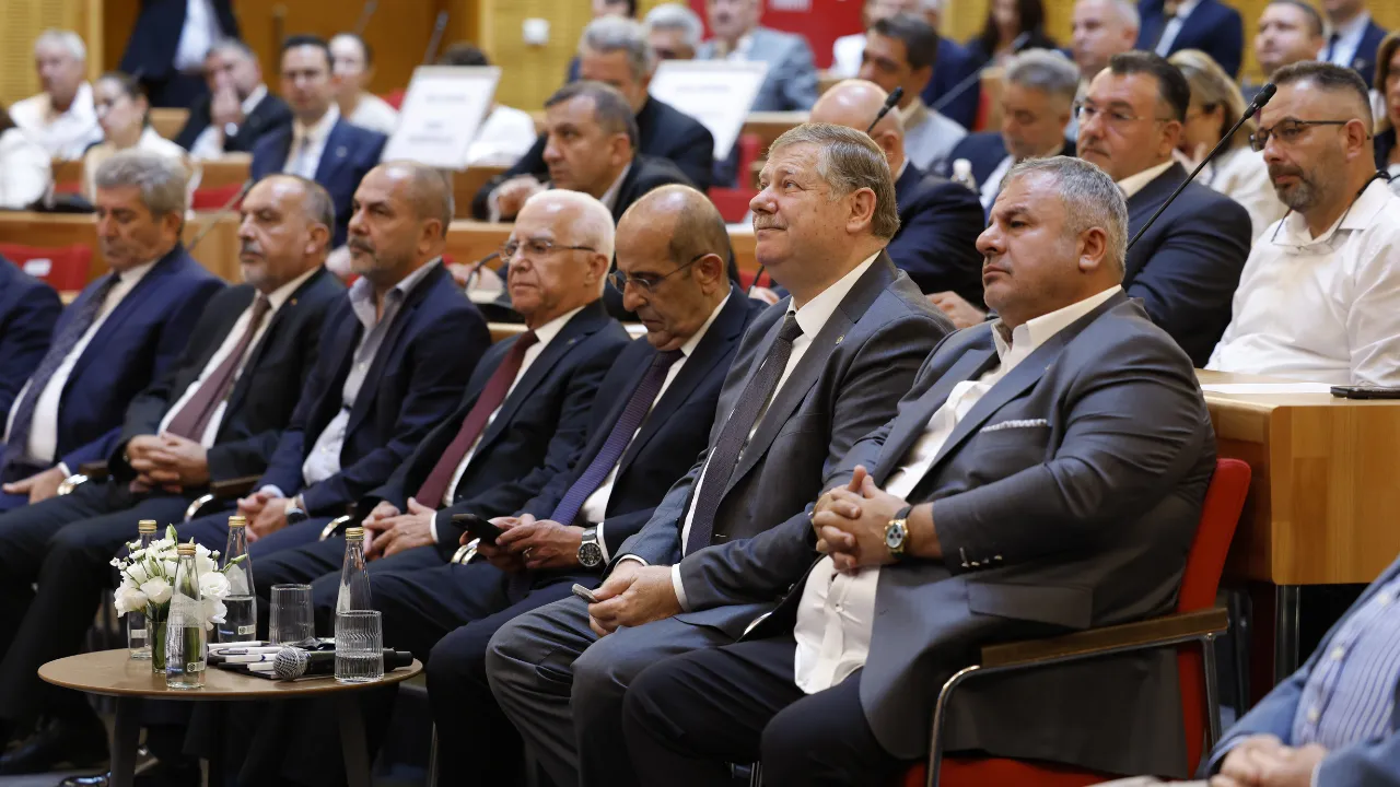 Izmir Is Dunyasinda Vedalar 6 Baskan Aday Olmayacak 5