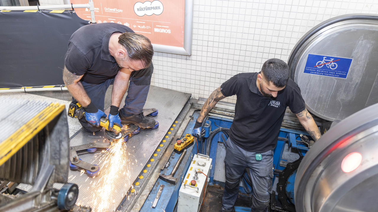 İzmir Metro’da Bakım Mesaisi2