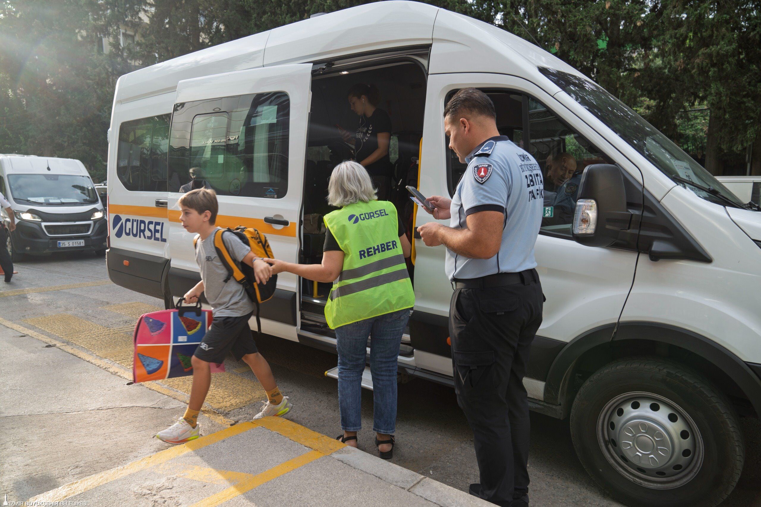 İzmir’de Servislerde Öğrenci Güvenliği Için Sıkı Denetim1