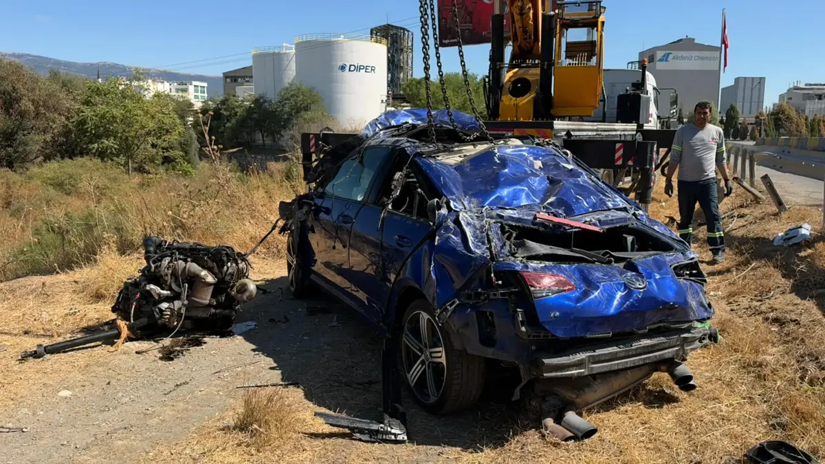 Kemalpaşa’da feci kaza: 1 kişi hayatını kaybetti
