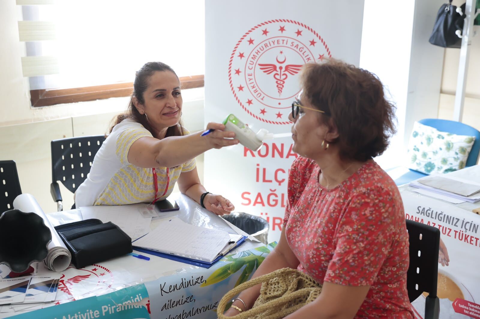 Konak’ın İleri Yaş Üyelerine Ücretsiz Sağlık Taraması (5)