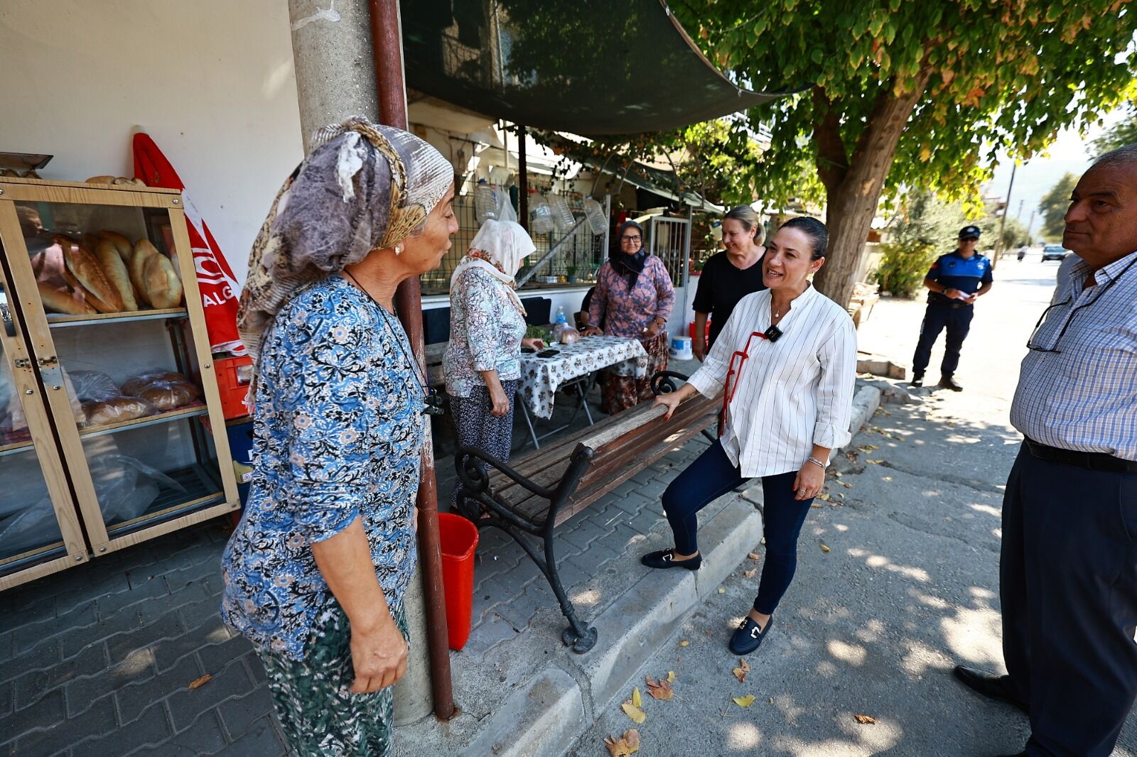Efes Selçuk’ta 14 Mayıs Mahallesi’nde yeni proje: 100. Yıl Parkı çevresi ağaçlandırılacak