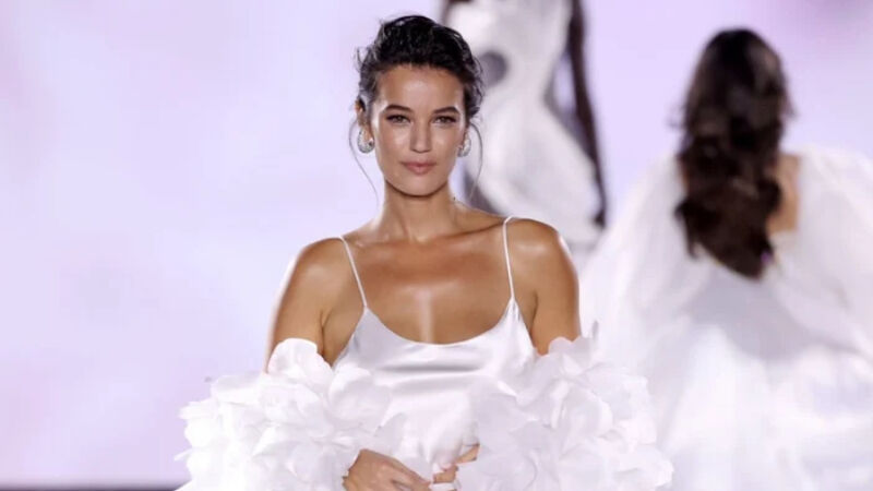 Pınar Deniz Defile