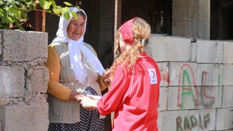 Türk Kızılaydan kriz anları için psikolojik ilk yardım rehberi