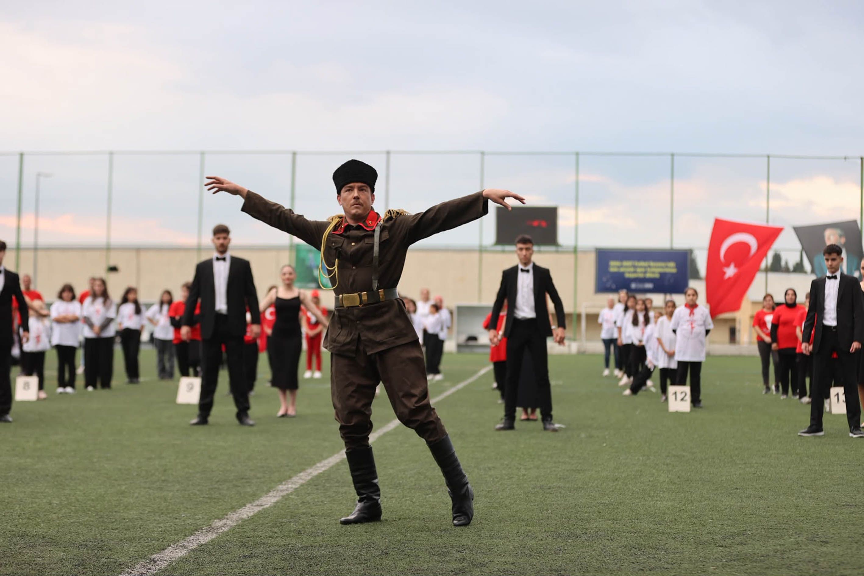 Buca 29 Ekim Kortej3