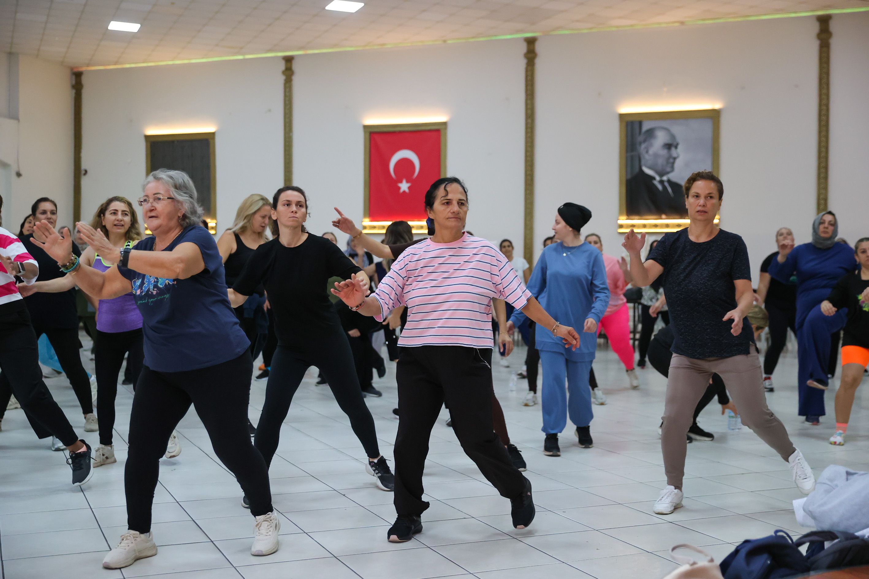 Buca Zumba (2)