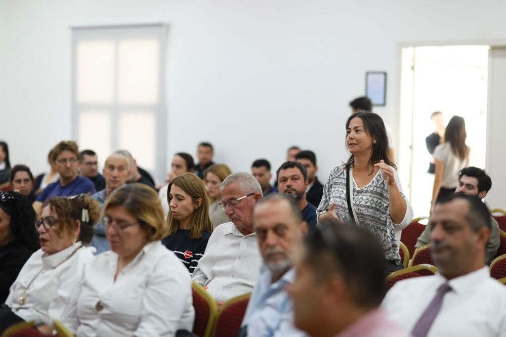 Çeşme Belediyesi, Alaçatı’nın Geleceği Için Turizm Temsilcileri Ve Esnafla Buluştuphoto 2026 10 08 15 29 05
