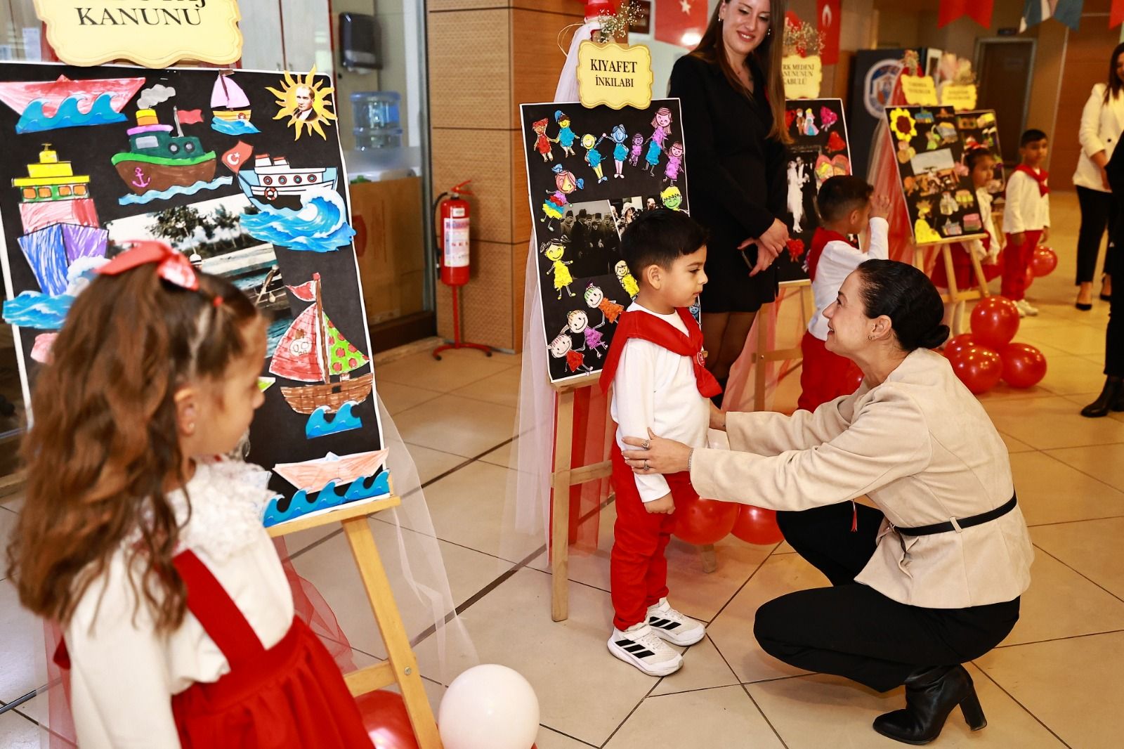 Çocuk Bi̇ri̇mleri̇ 29 Eki̇m Kutlamasi (1)