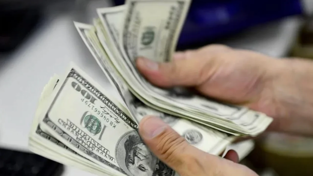 Dolar ve euro güne nasıl başladı? 1 Ekim 2026 güncel döviz fiyatları