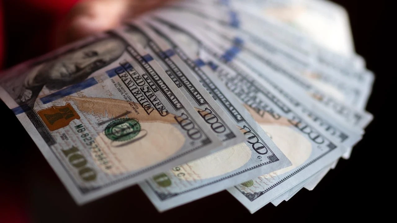 Dolar ve euro ne kadar oldu? 25 Ekim 2026 güncel döviz fiyatları