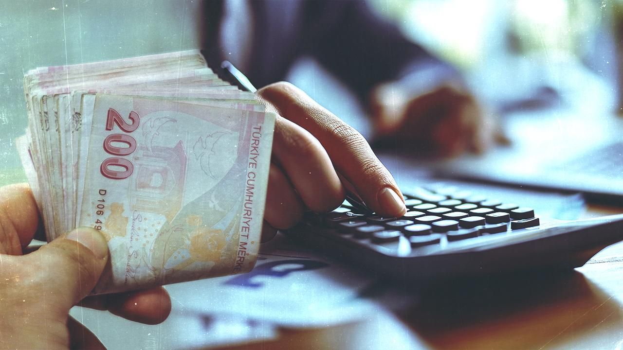 Memurlara yılda iki asgari ücretlik ikramiye teklifi