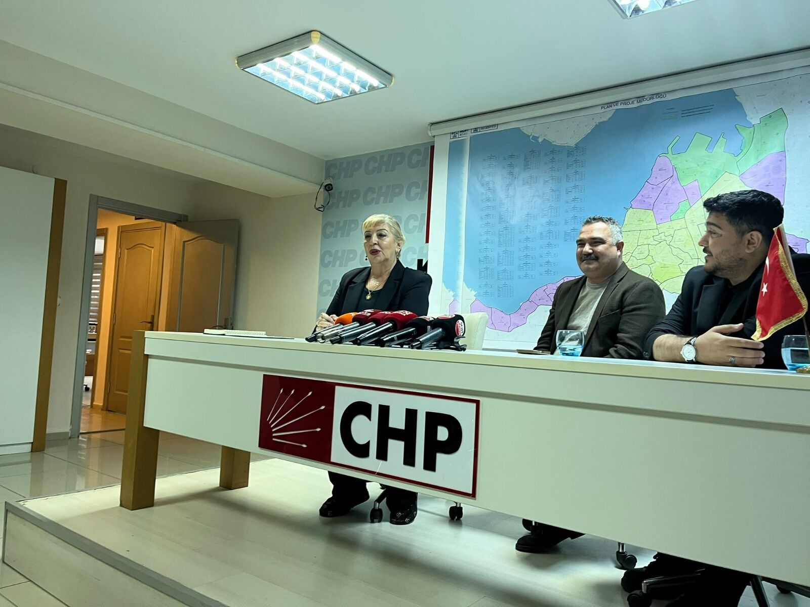 Sümer Mahalle Muhtarı Ayşe Taylan
