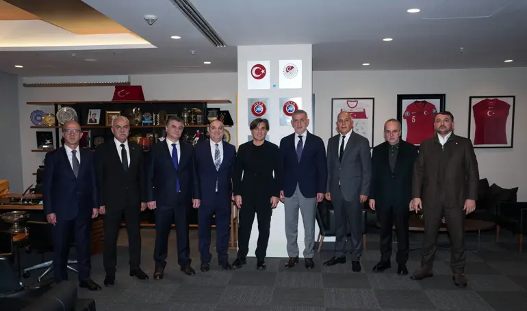 Tff Başkanı Hacıosmanoğlu Montella Ile Vedalaştı1