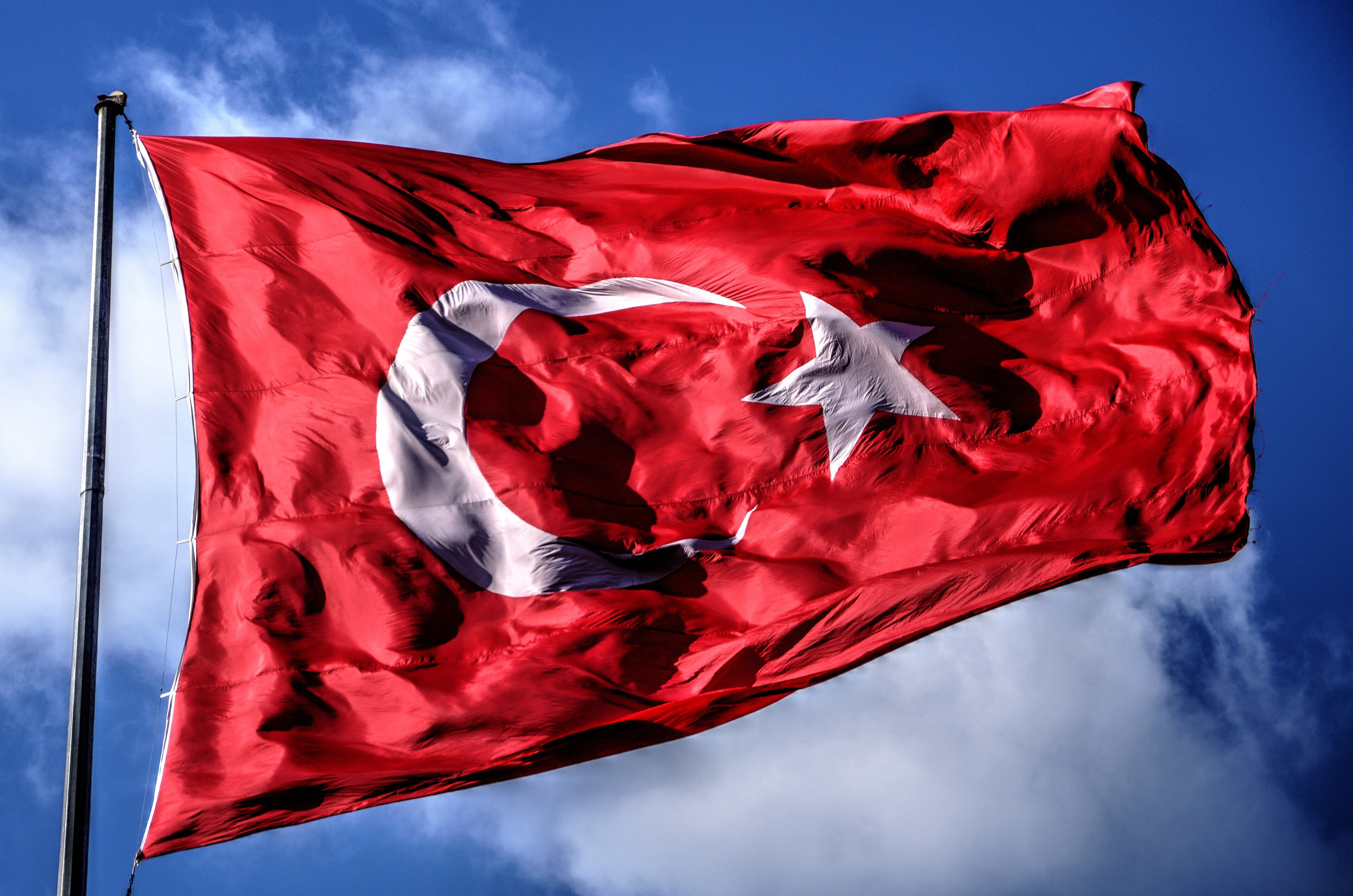 Türk Bayrağı-4