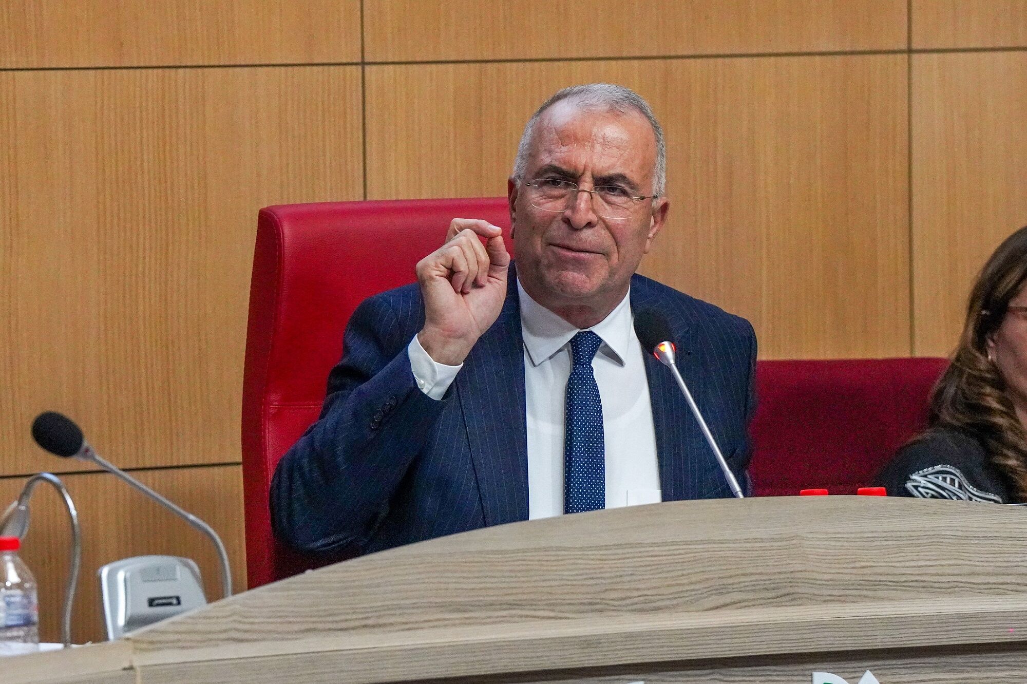 Ünal Işık (2)